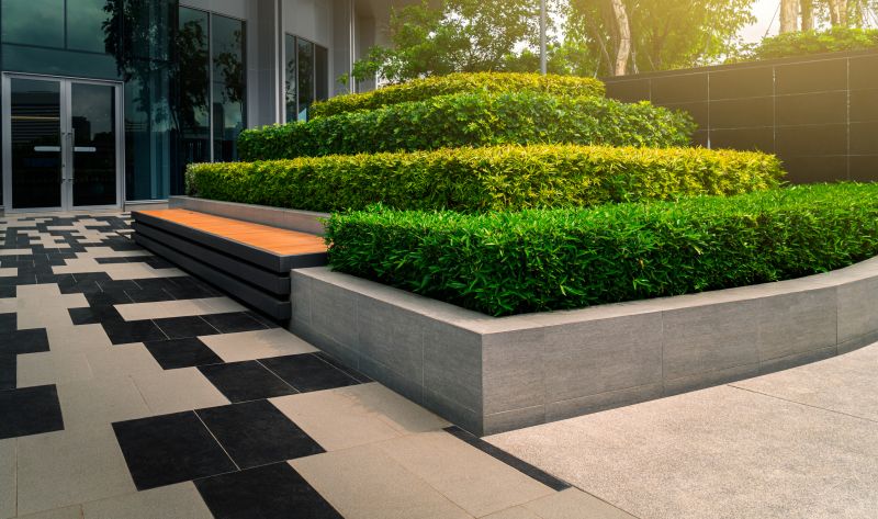Hotel Mulching in Ventura County, CA
